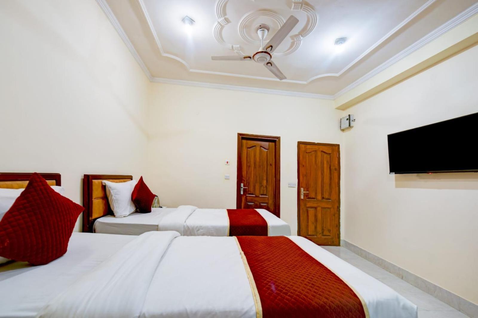 Hotel Tourist Deluxe Aero City Mahipalpur New Delhi