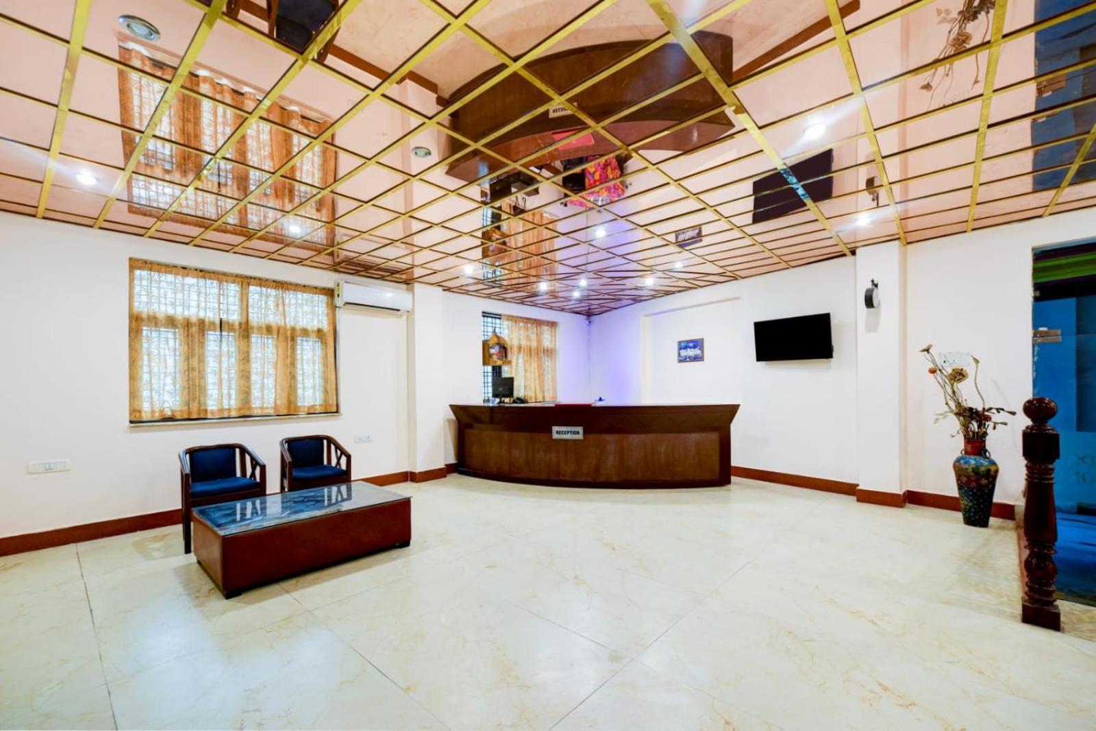 Tourist Deluxe Aero City Mahipalpur Hotel New Delhi